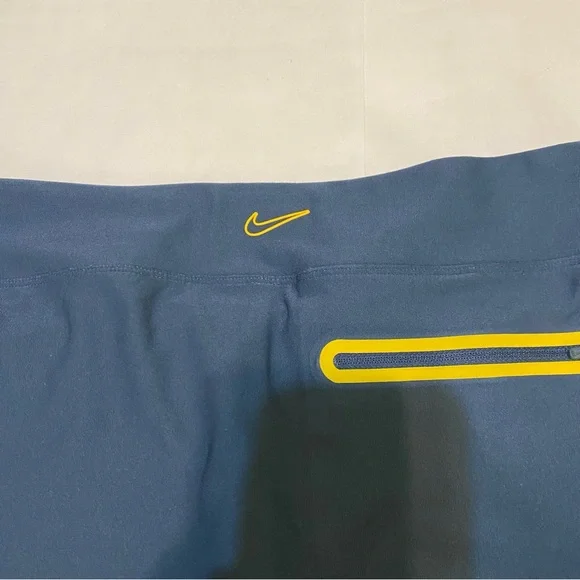❤️Nike A-Line Skort in Blue with Yellow Zippers - Picture 9 of 9